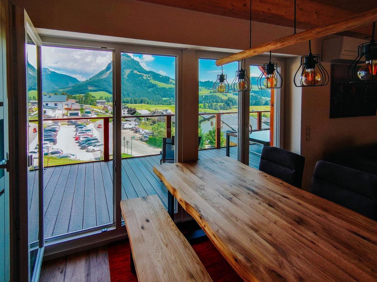 Downhill Lodge Тауплиц Екстериор снимка