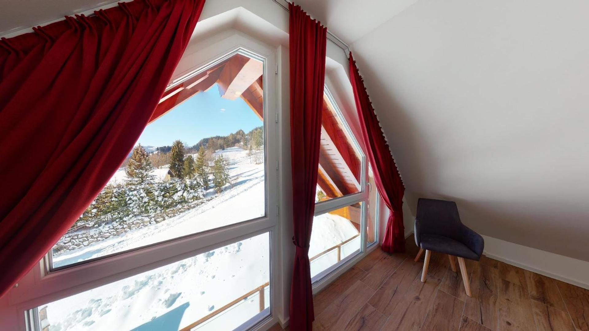 Downhill Lodge Тауплиц Екстериор снимка